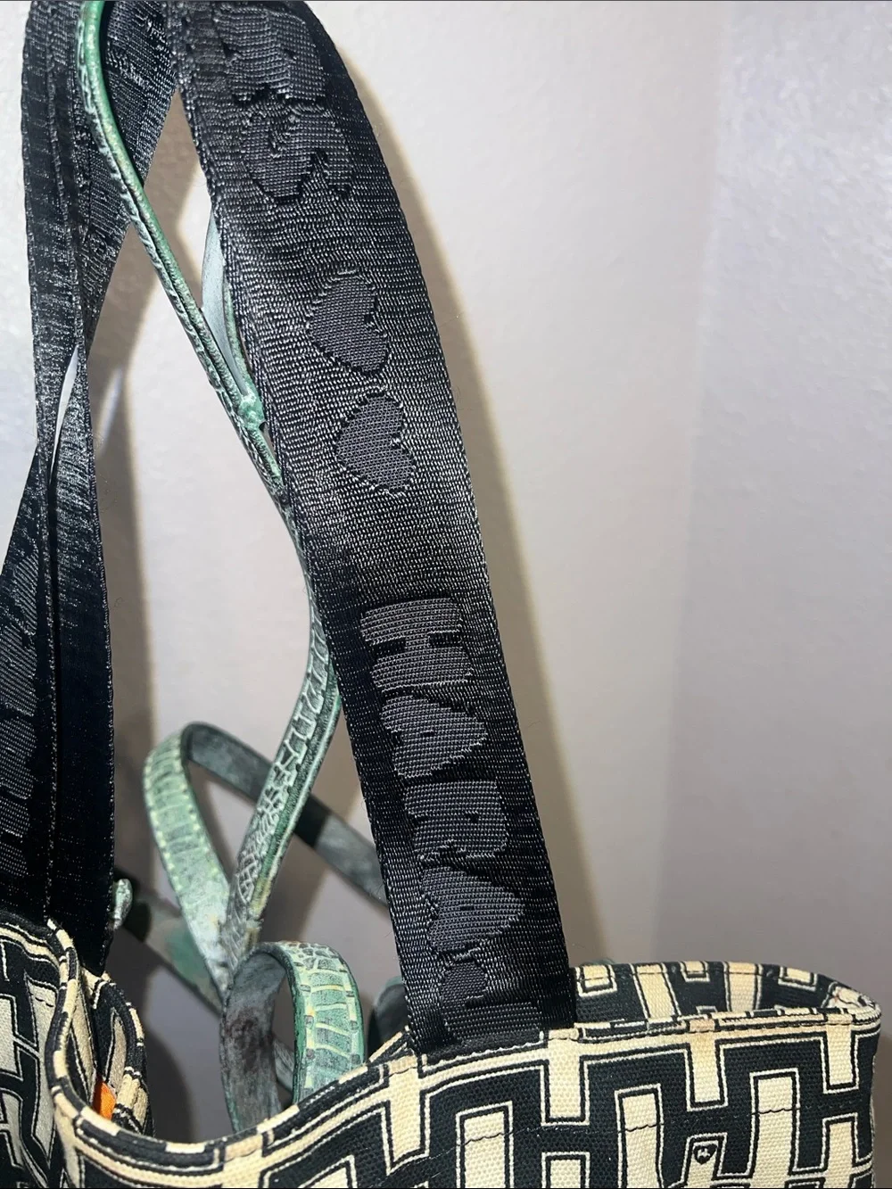 HARAJUKU ❤️❤️ LOVERS Black and Cream Geometric 100 % Cotton Women’s Tote Bag